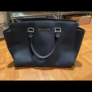 Beautiful Michael kors saffiano bag